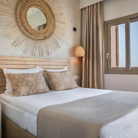 شقة فندقية Diana 4*